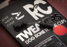 One More Cast Karabinka Tweakerz Dog Bone Ronnie Clip 8 ks (3)