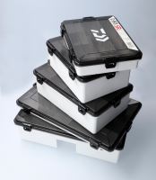 Daiwa Krabička D-BOX Shallow Universal Smoke (5)