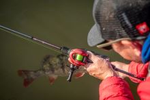 Fox Rage Prút Warrior Zander Cast 2,1 m 10-40 g 1+1-Diel (9)