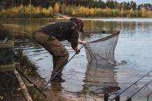 Korda Podberák Spring Bow Landing Net 46" (8)