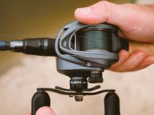Abu Garcia Multiplikátor Revo SX VoltiQ Low Profile LP LH (11)