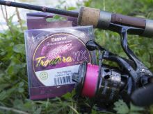 Delphin Splietaná Šnúra Troutera NX Ružová 135 m (2)