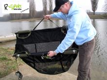 R-spekt Prechovávacia a vážiaca taška s plavákmi MONSTER (4)