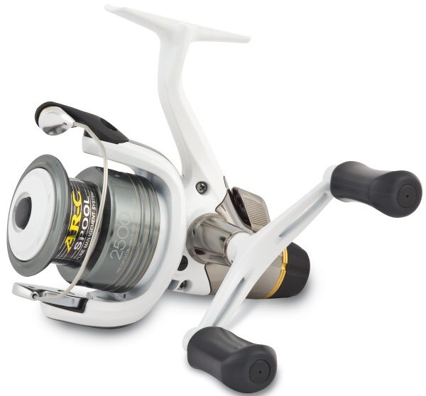 Shimano navijak stradic gtm 2500 rc