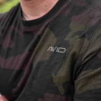 Avid Carp Tričko s Dlhým Rukávom Distortion Camo Lite T-Shirt Long Sleeve (6)