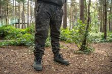 Nash Tepláky Zero Tolerance Wind Chill Joggers Camo (5)