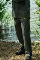 RidgeMonkey Nohavice APEarel ThermaPro Waterproof Shell Trousers Green (3)