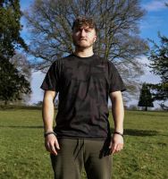 Avid Carp Tričko Distortion Camo T-Shirt (2)