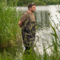 Avid Carp Prsačky Distortion Camo Chest Waders (4)