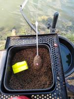 Cralusso Krmítko Crystal + Plniaca Forma Rocket Method (5)