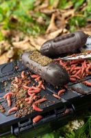 Korum Krmítko Window Combi Feeder (13)