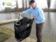 R-spekt Prechovávacia a vážiaca taška s plavákmi MONSTER (1)