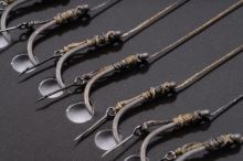 Korum Nadväzec Power Braid Spiked Method Hair Rigs 15 lb Barbed 10 cm 8 ks (3)