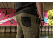 Avid Carp Tepláky Distortion Joggers (7)