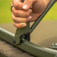 Avid Carp Lehátko Benchmark Ultra Standard Bed (8)