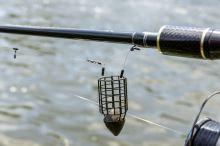 Browning Krmítko Xenos Wire Pro Cast Feeder (8)