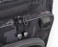 Fox Rage Taška Voyager Camo Medium Carryall (1)