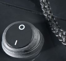 Mivardi Lithiová Batéria M-CELL 12 V 100 Ah + 20 A Nabíjačka (7)