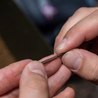 Avid Carp Montáž Outline QC Swivel Bag Stem Tungsten Tubing Kit (3)