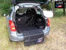 R-SPEKT Autoplachta do kufra (2)