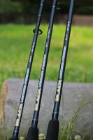 Giants fishing Prút Black Method Feeder 3,3 m 40-90 g (4)