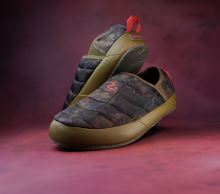 One More Cast Nazúvaky Splash Camo Fleece Lined Slippers (2)