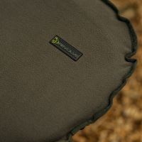 Avid Carp Lehátko Revolve X Bed (10)