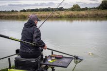 Matrix Podberáková Tyč Ethos XR Power Landing Net Handle (10)