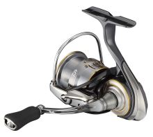 Daiwa Navijak Luvias Airity LT 2500 (1)