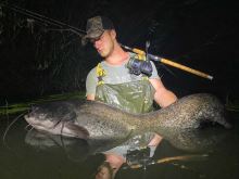 Zfish Sumcový Navijak Zeus ZX 8000 (3)