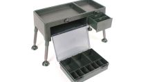 Nash Stolík Bivvy Box Table + Medium Tackle Box (1)