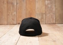 One More Cast Šiltovka Pitch Black Cap (3)