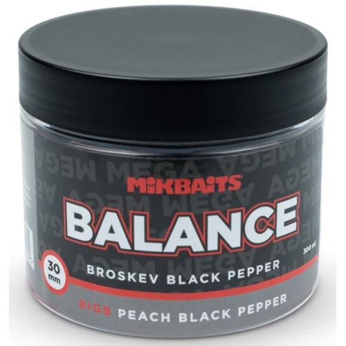 Mikbaits Vyvážené Boilie Mega Balance BigB Broskyňa Black Pepper 300 ml 30 mm