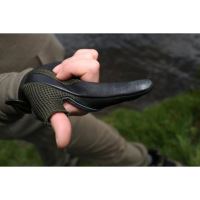 Taska Rukavica na ďaleké nahadzovanie a zakrmovanie pravá