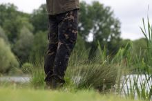 Korda Nohavice Original Kombats Dark Kamo (4)
