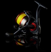 Savage Gear Navijak SG2 4000 FD + Splietaná Šnúra (2)