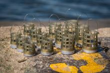 Matrix Krmítko Plastové Spodné Záťaž Large (13)