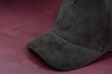 One More Cast Šiltovka The Playmaker Courduroy Cap (5)