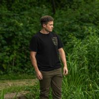 Avid Carp Tričko Cargo T Shirt Black (2)