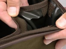 SPRO Taška na návnady Grade Hip Bait Cooler Bag (3)