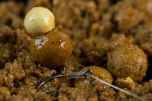 Sticky Baits Neutrálne Vyvážené Boilie Manilla Wafters White Ones 130 g - 16 mm (3)