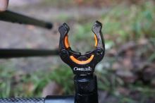 Prologic Rohatinka Snatch Rod Rest Metal 1 ks (2)