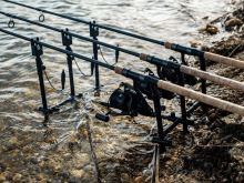 Giants Fishing Stojan Black Rod Pod 3 Rods (9)